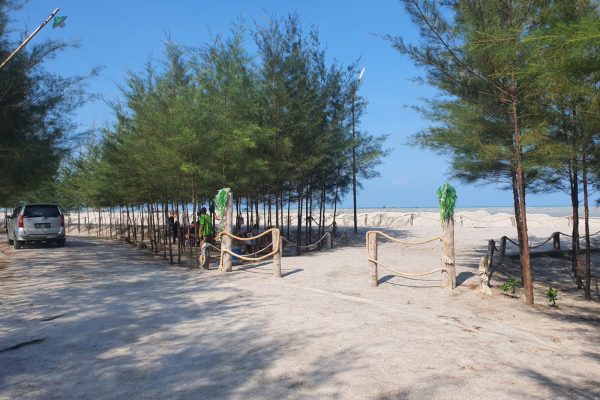 Cemara Beach Resort (18)